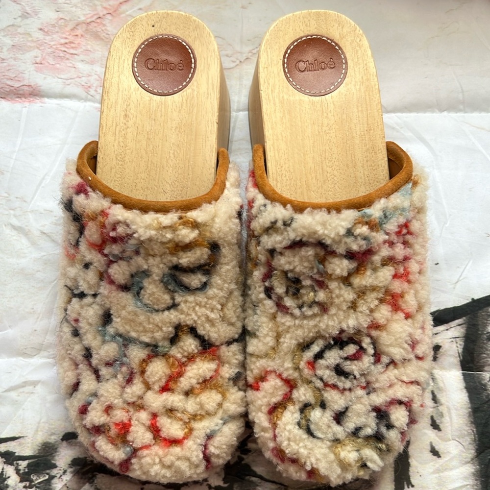 Chloe clogs